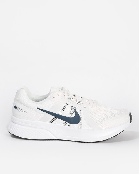 Buy Shoes for by NIKE Online | Ajio.com