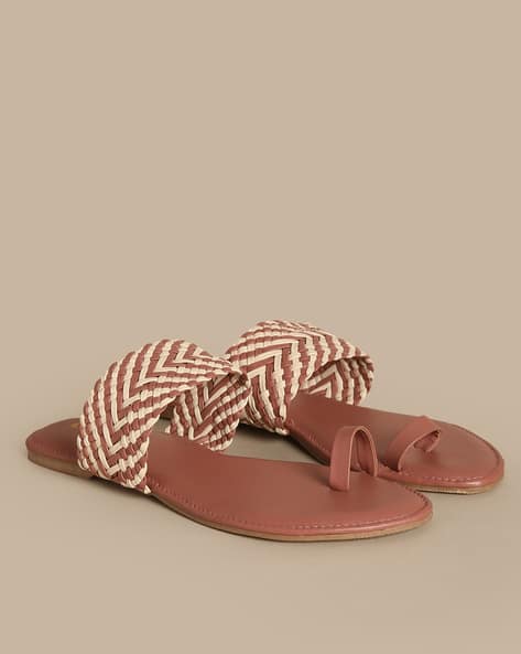 Acai Toe-Ring Sandals with Basket Weave Strap