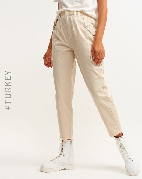 Cropped pullon trousers  Light beige  Ladies  HM IN