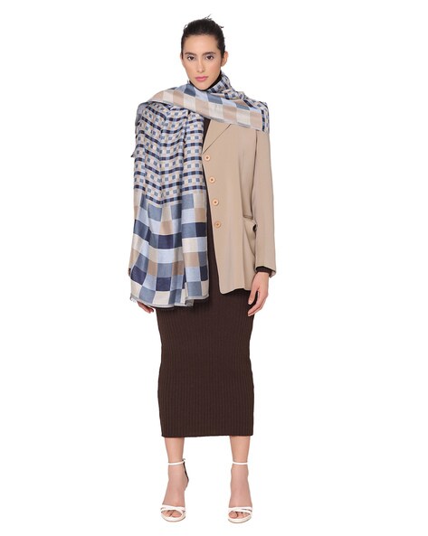 Geometric Print Stole with Frayed Hems Price in India