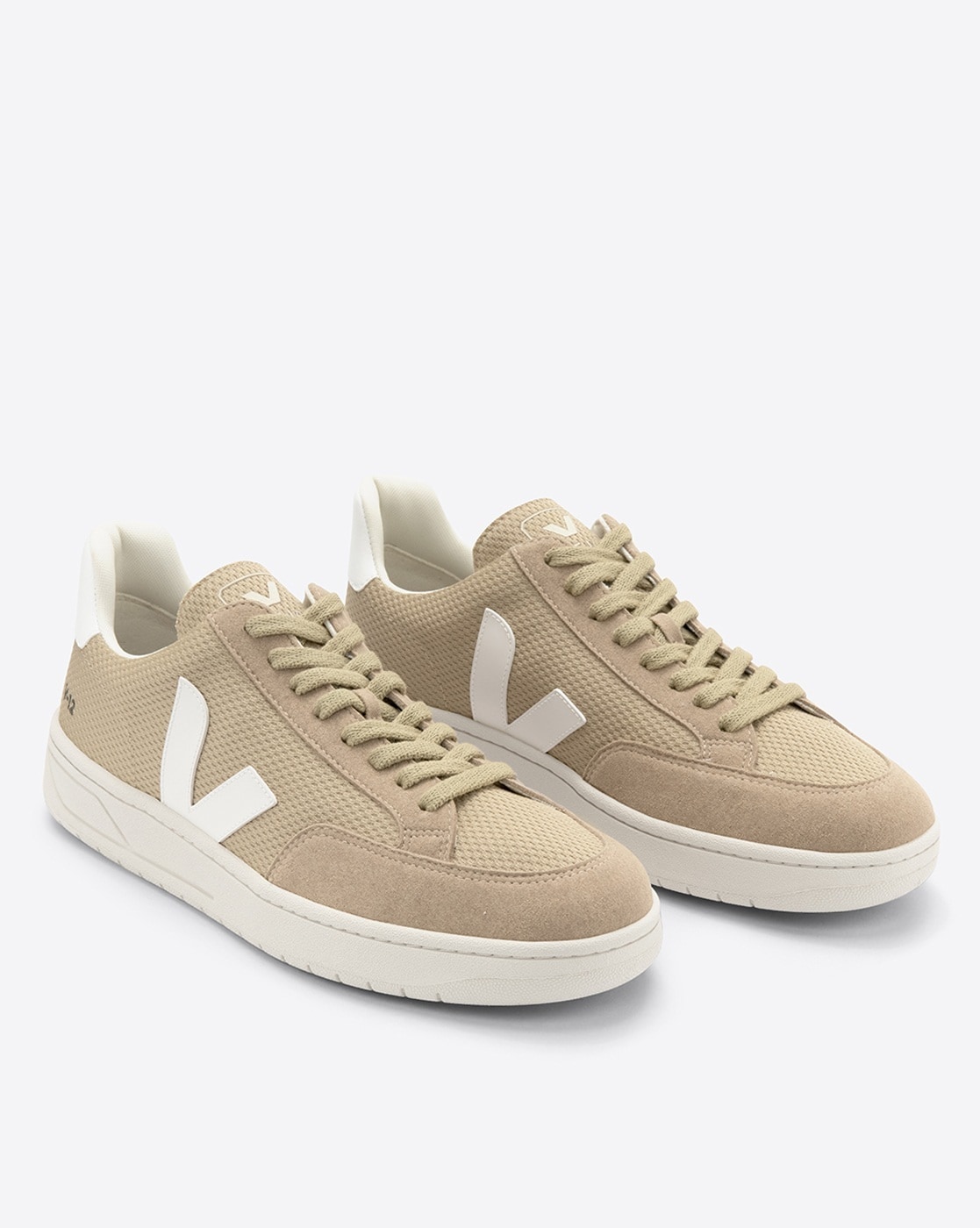 Veja V-12 Low Top Sneaker (Men)