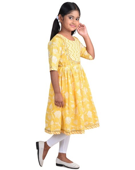 Yellow Off White Women Suit Sets Palazzo Kurta Set - Buy Yellow Off White  Women Suit Sets Palazzo Kurta Set online in India