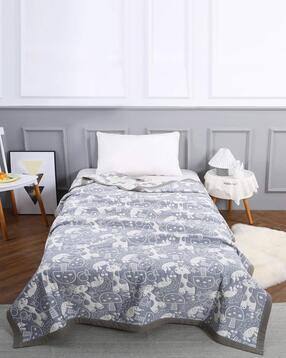 Cartoon Print Woven Single Bedcover