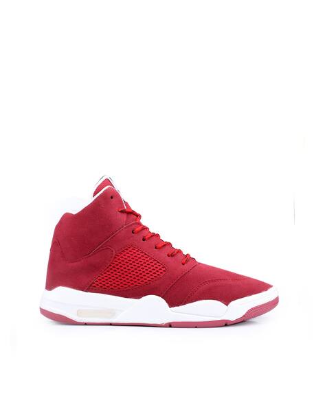 woakers casual sneakers