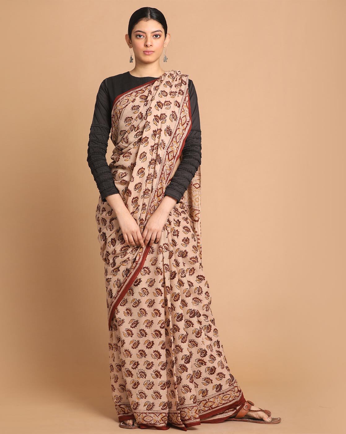 Buy Black Sarees for Women by Indie Picks Online | Ajio.com