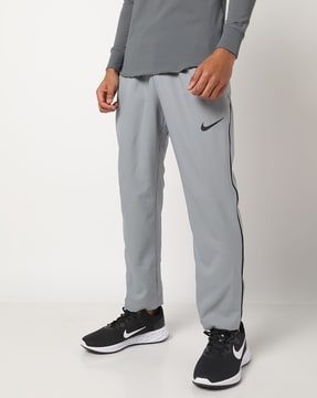 nike sweats with pockets