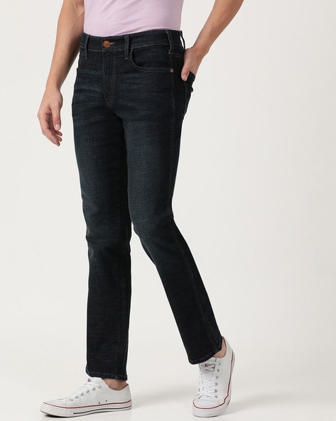 Buy Blue Jeans for Men by Wrangler Online 