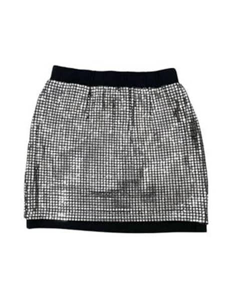 Metallic overlay outlet skirt