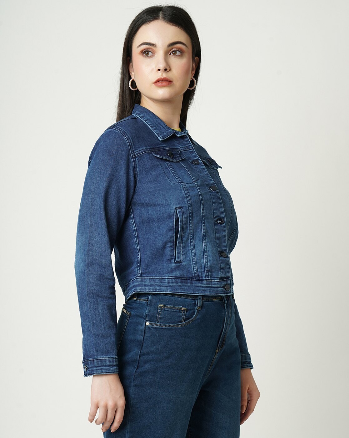 Stylish Women's Short Denim Jacket - Slim Fit, Half Sleeve