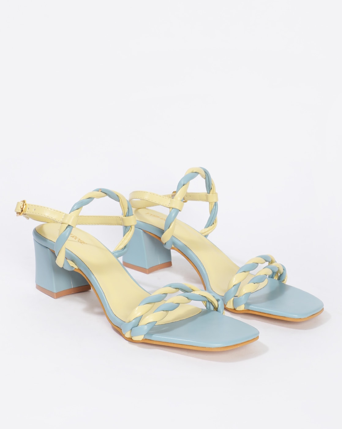 CL by Laundry Jody Sandal | Trendy block heels, Trendy heels, Dsw heels