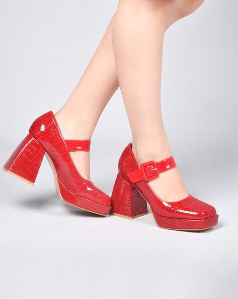 Maroon hot sale red heels