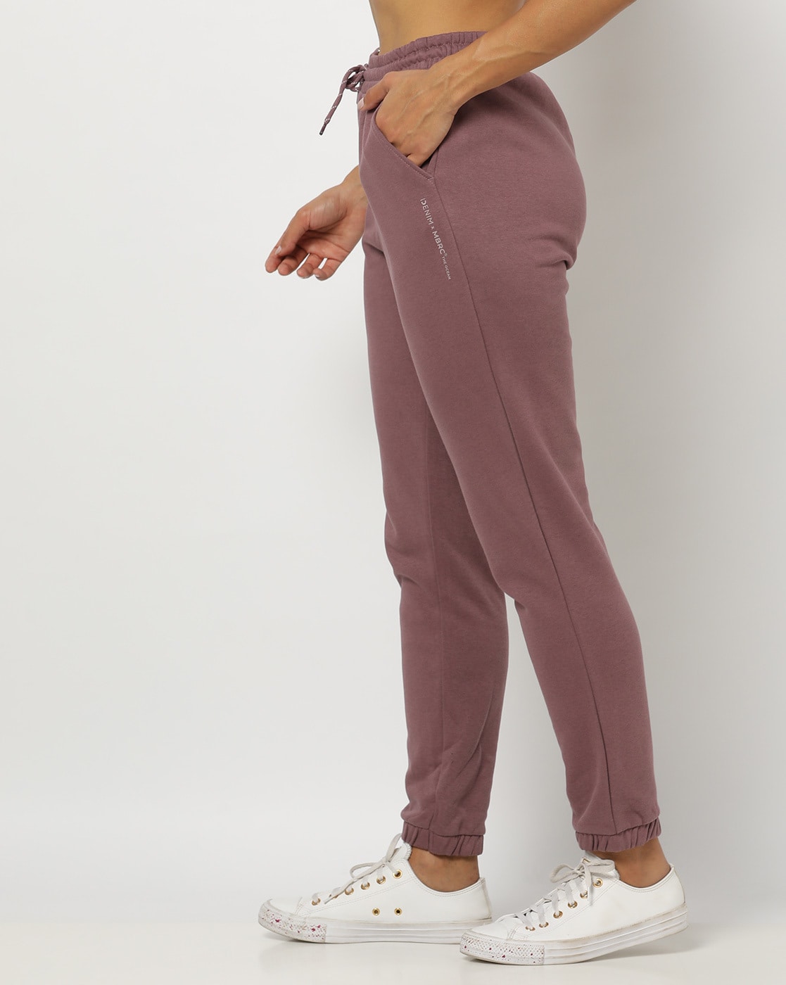 Women Slim Fit Joggers with Contrast Taping