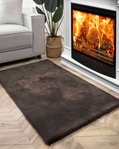 LUXEHOME INTERNATIONAL Rebbit Fur Rectangle Shape Carpet