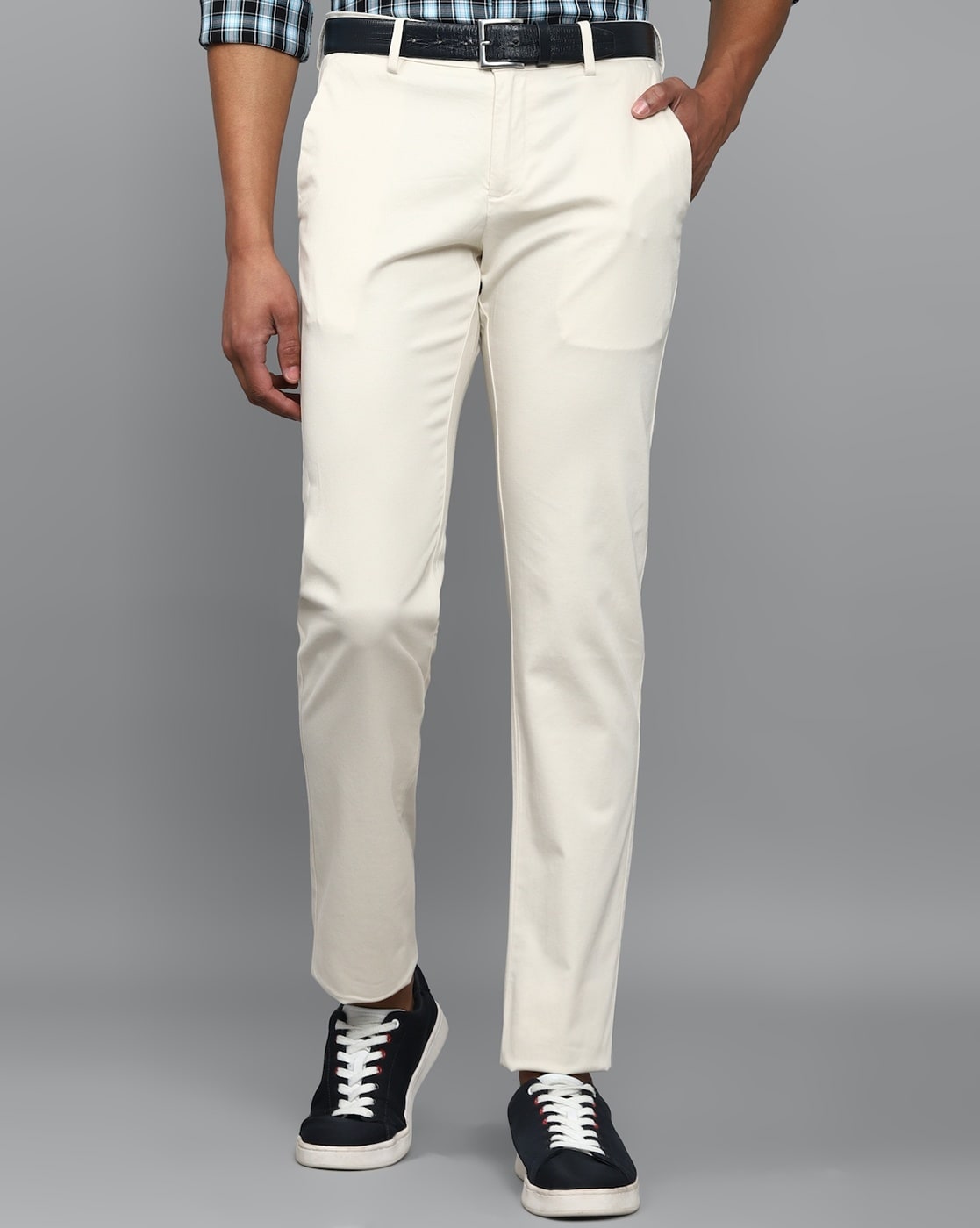CRIMSOUNE CLUB Casual Trousers  Buy CRIMSOUNE CLUB Men Classic White  Trousers Online  Nykaa Fashion
