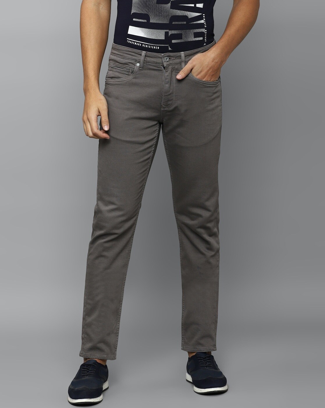 Louis Philippe Jeans Men Cargos - Buy Louis Philippe Jeans Men Cargos  Online at Best Prices in India