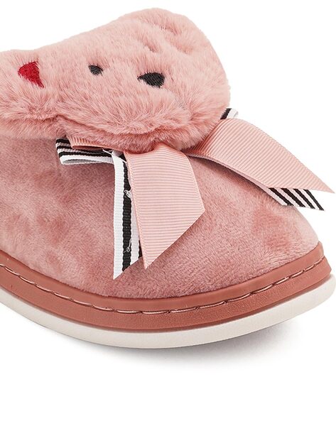 Peach discount fur slides