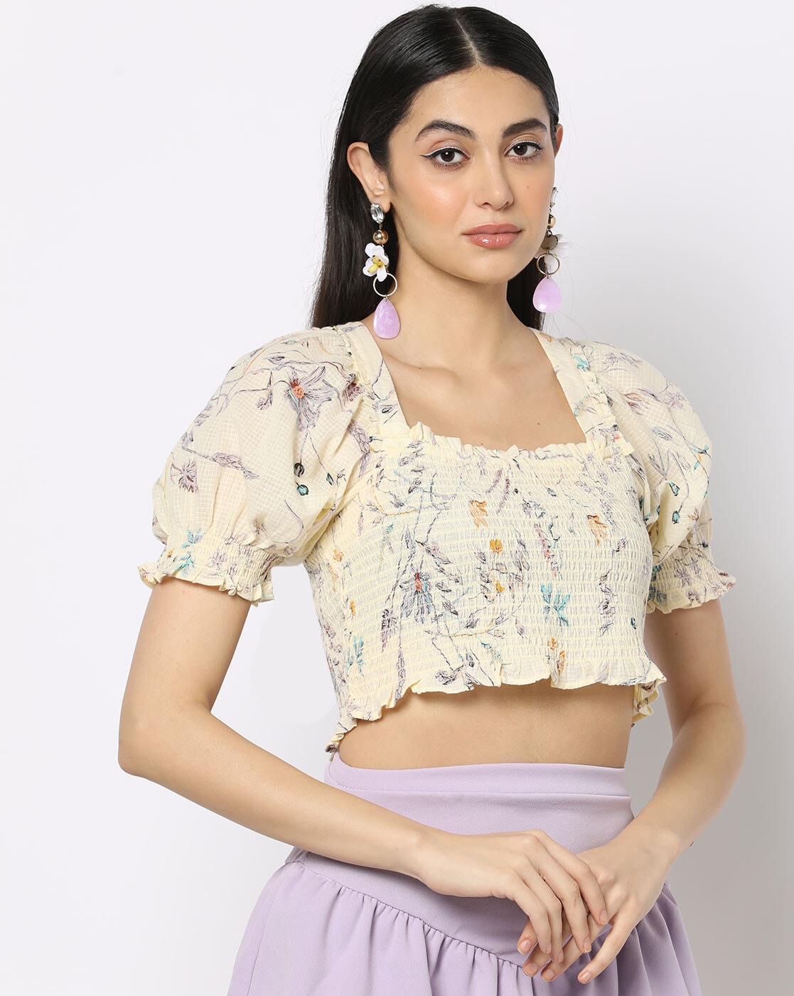 Women Lace Crop Tops Two-Wear Sexy Hook Flower Cutout Shirts Short Sleeve  Slim Vintage Tops Streetwear Beachwear, Beige, Small : : Clothing,  Shoes & Accessories