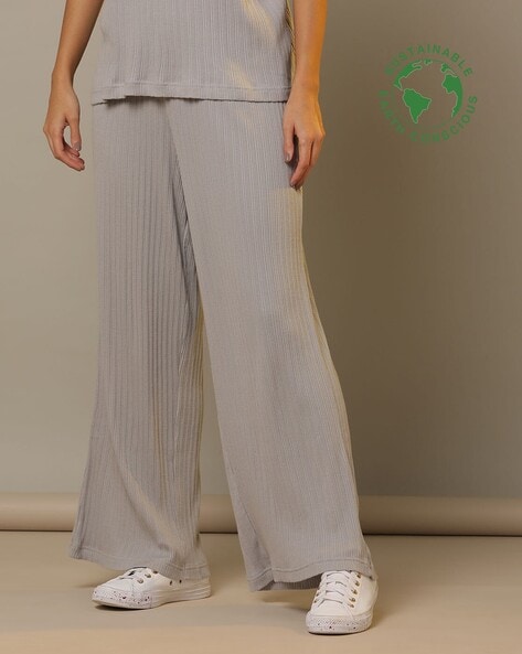 Women Wrinkled Linen and Cotton Yoga Style Wide Leg Pants | Osonian Clothing