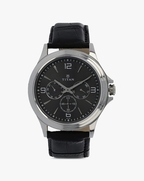Titan upto 40 clearance off