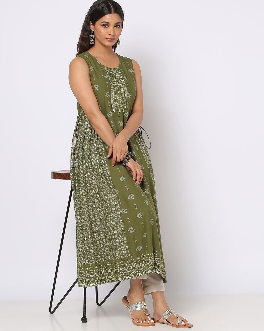 Buy Olive Green Kurtis & Tunics for Women by Motihamir Online | Ajio.com