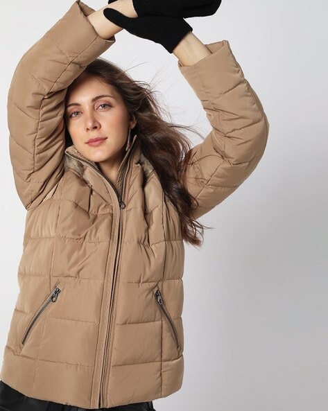 Hooded Puffer Jacket with Zipper Pockets