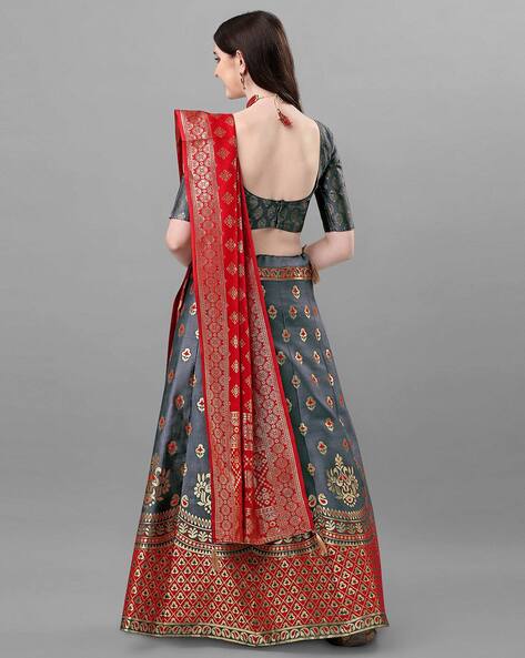 Latest Mirror Work Lehenga Designs For Brides-To-Be - ShaadiWish | Mirror  work lehenga, Bridal lehenga red, Lehenga designs