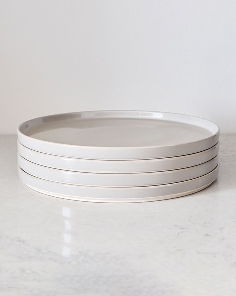 Dinner plates with outlet high sides