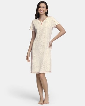 amante Graphic Print Crew-Neck Nightie-picture-25