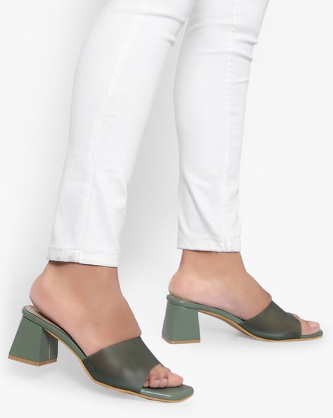 Open toe discount chunky heeled mules