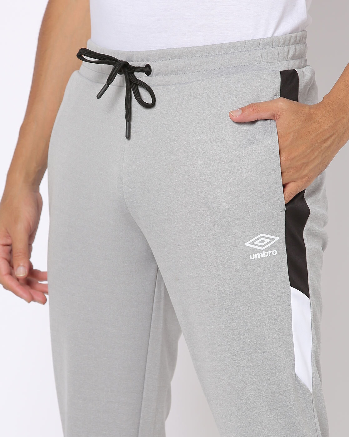 Umbro Track Pants Black S – Peeces