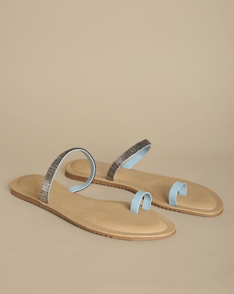 Women's Flat Sandals With A Decorative Belt Black Berry