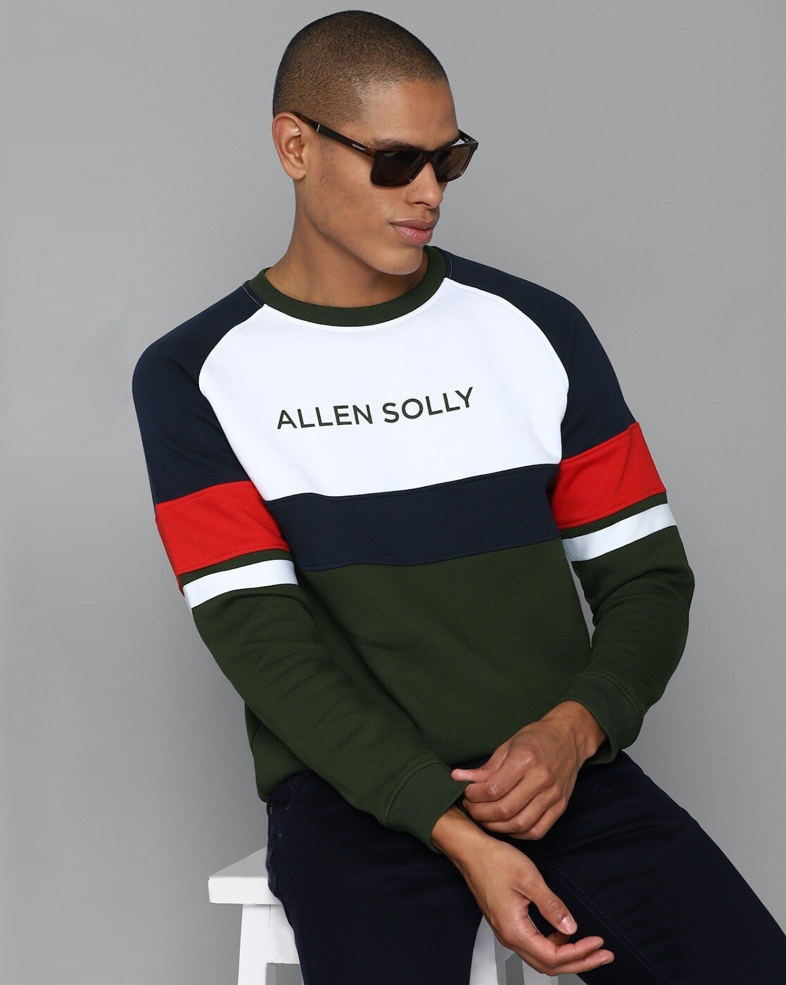 Buy Men Green Crew Neck Full Sleeves Casual Sweatshirt Online - 800585 | Allen  Solly