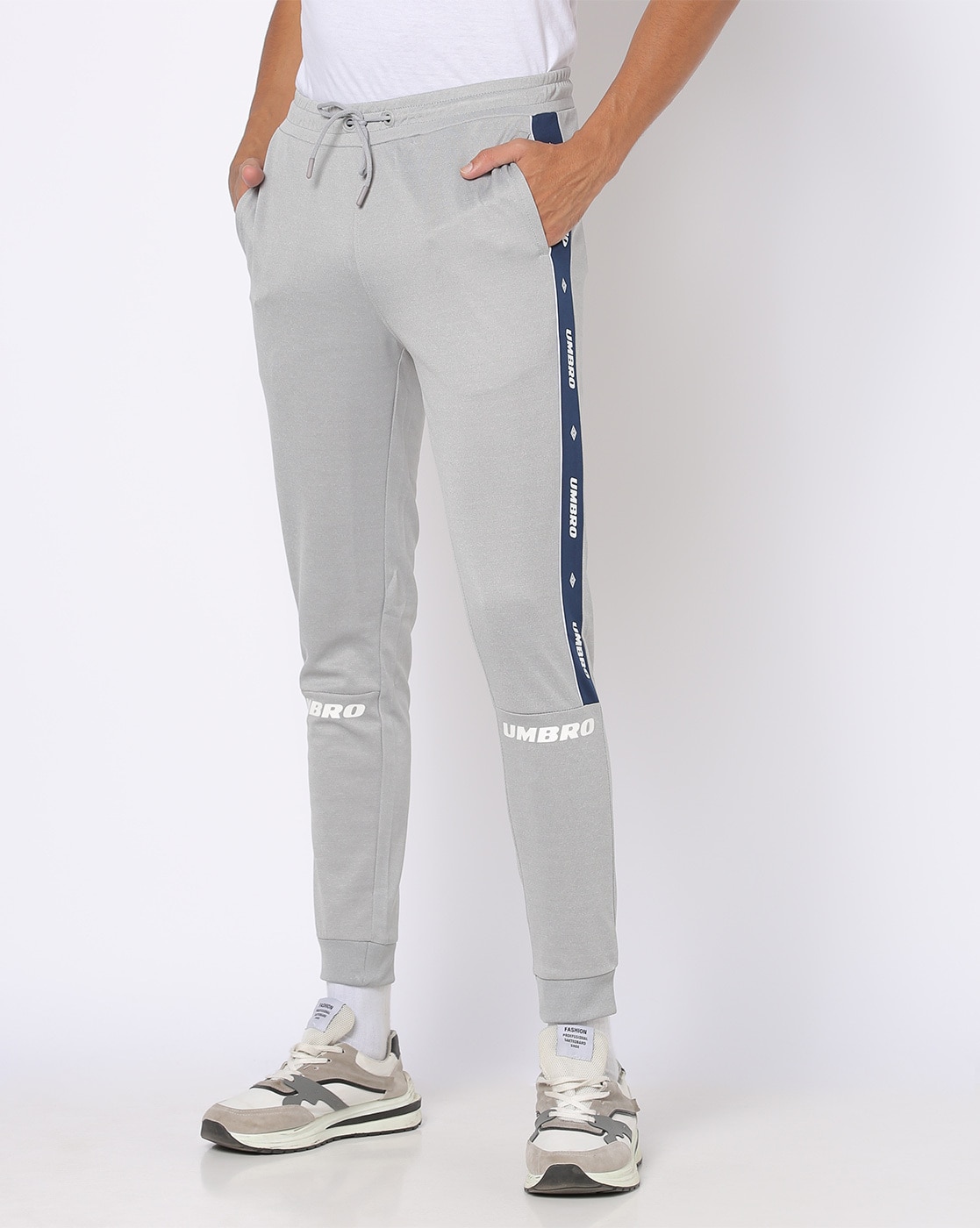 UMBRO Mens Joggers Jog Jogging Bottoms Track Pant Sweat Pants Slim Fit Size  NEW | eBay