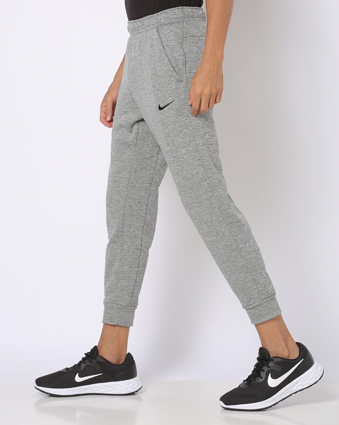 Nike cheap grey joggers