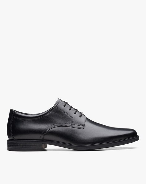 Clarks mens brogues store sale