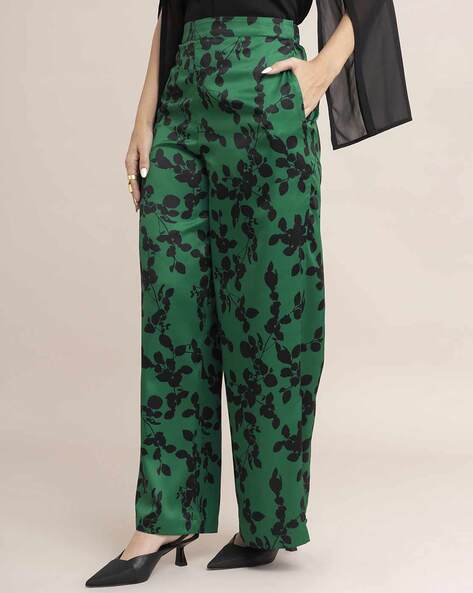 Stylish Zara Camouflage Cargo Trousers