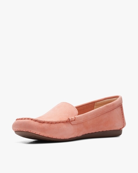 Clarks peach store shoes