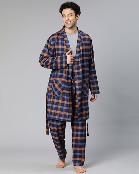 pyjamas robe