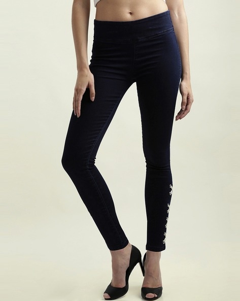 Buy Miss Chase Navy Skinny Fit High Rise Capris for Women Online