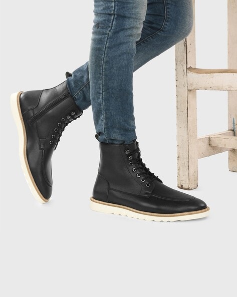 Combat hot sale chelsea boot