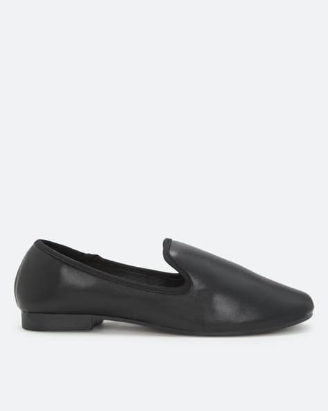 Round-Toe Slip-On Casual Shoes