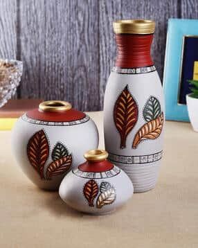Set of 3 Leaf Print Terracotta Pots & Vase