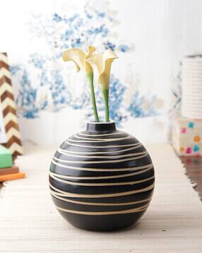 Striped Round Shape Flower  Vase