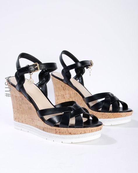 Guess hotsell black wedges