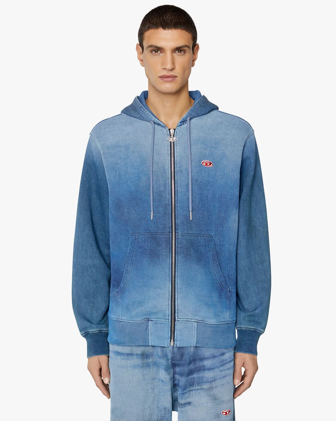 -1117Wx1400H-410345290-1-MODEL.jpg
