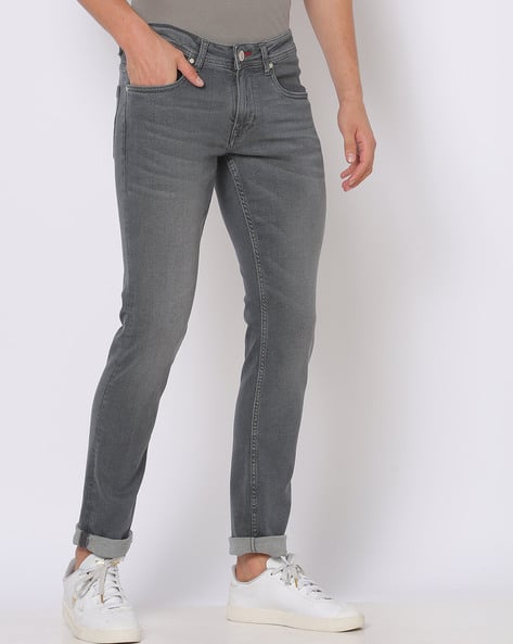 Low-Rise Slim Fit Jeans