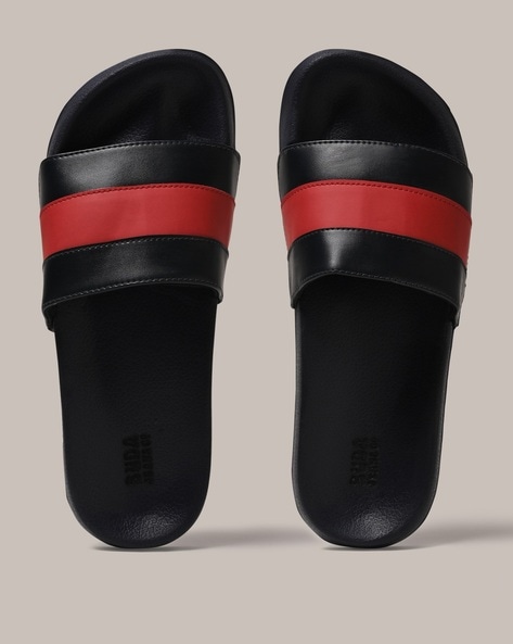 Gucci sliders for discount men