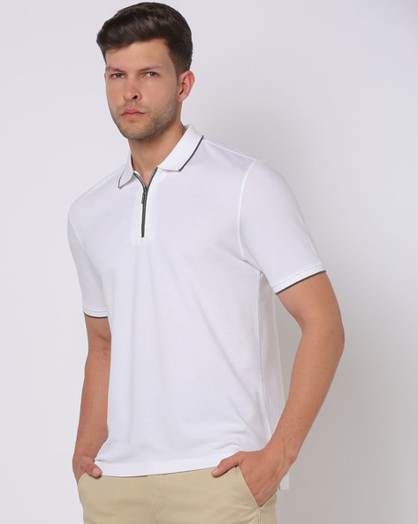 Buy White Tshirts for Men by NETPLAY Online