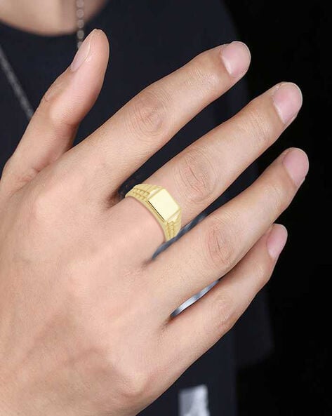 Buy Alluring Diamond Crown Star Finger Ring For Men Online | ORRA