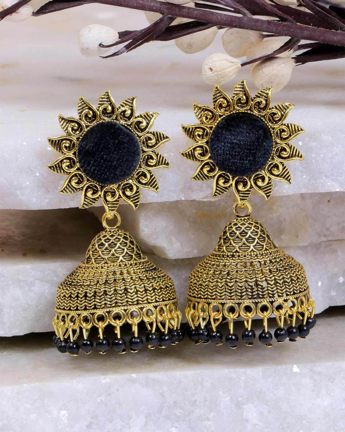 Sparkling Zircon Cuff Clip Black Statement Earrings Black Metal Fashion  Jewelry For Women, Perfect For Weddings And Parties L230928 From  Sunglasses_designer_, $2.18 | DHgate.Com